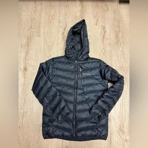 Columbia Men's Dark Puffer Jacket